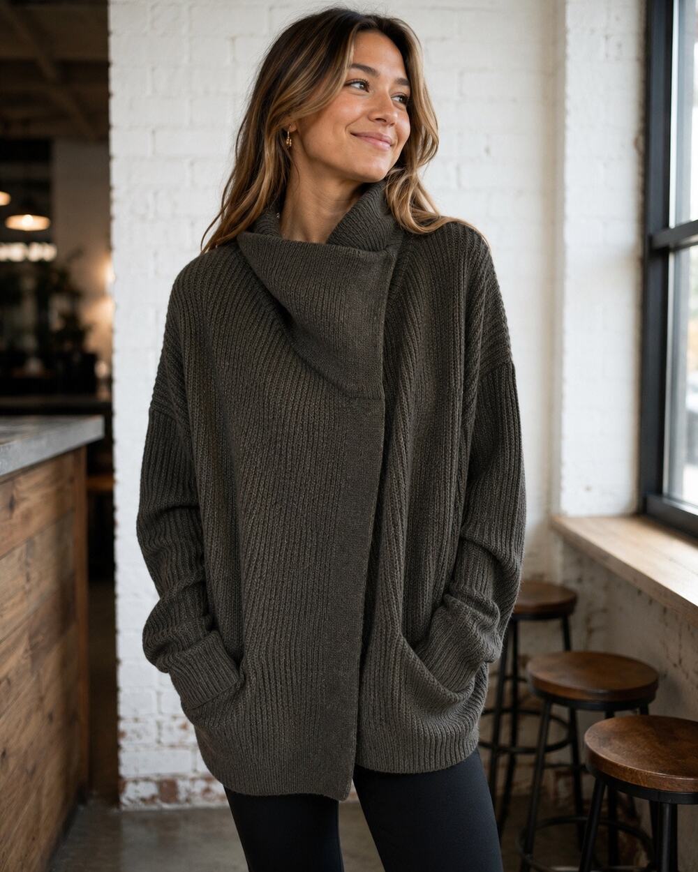 Abercrombie & Fitch Women’s Oversized Wrap Cardigan Sweater Dark Gray Brown XS
